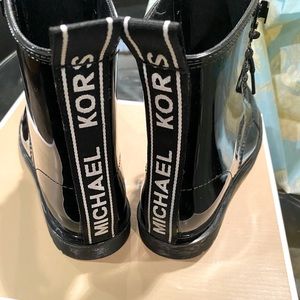 Michael Kors Rain bootie